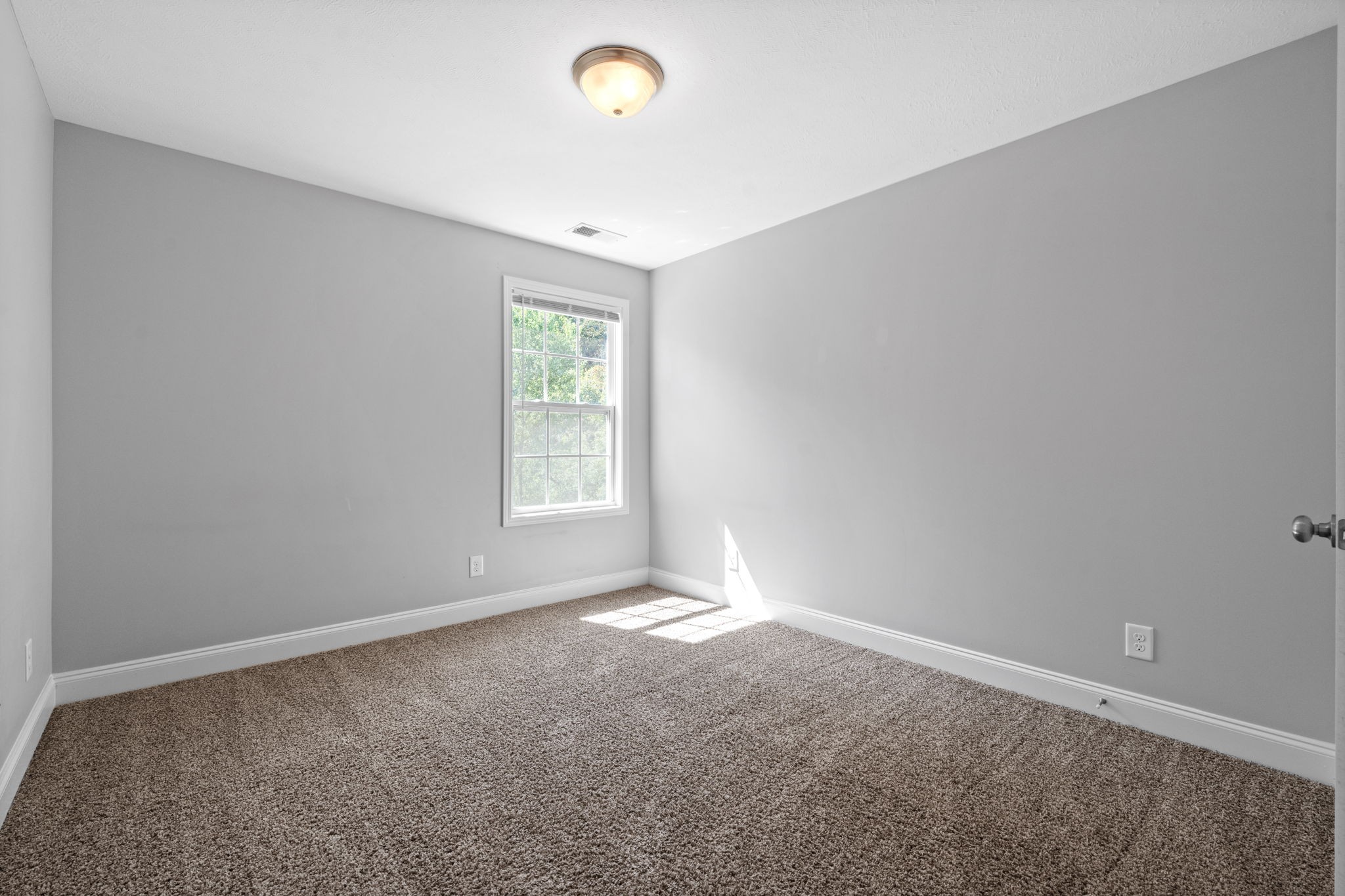 1733 Rains Road Clarksville, TN 37042 - Photo 26 of 42 Gallery Image 26