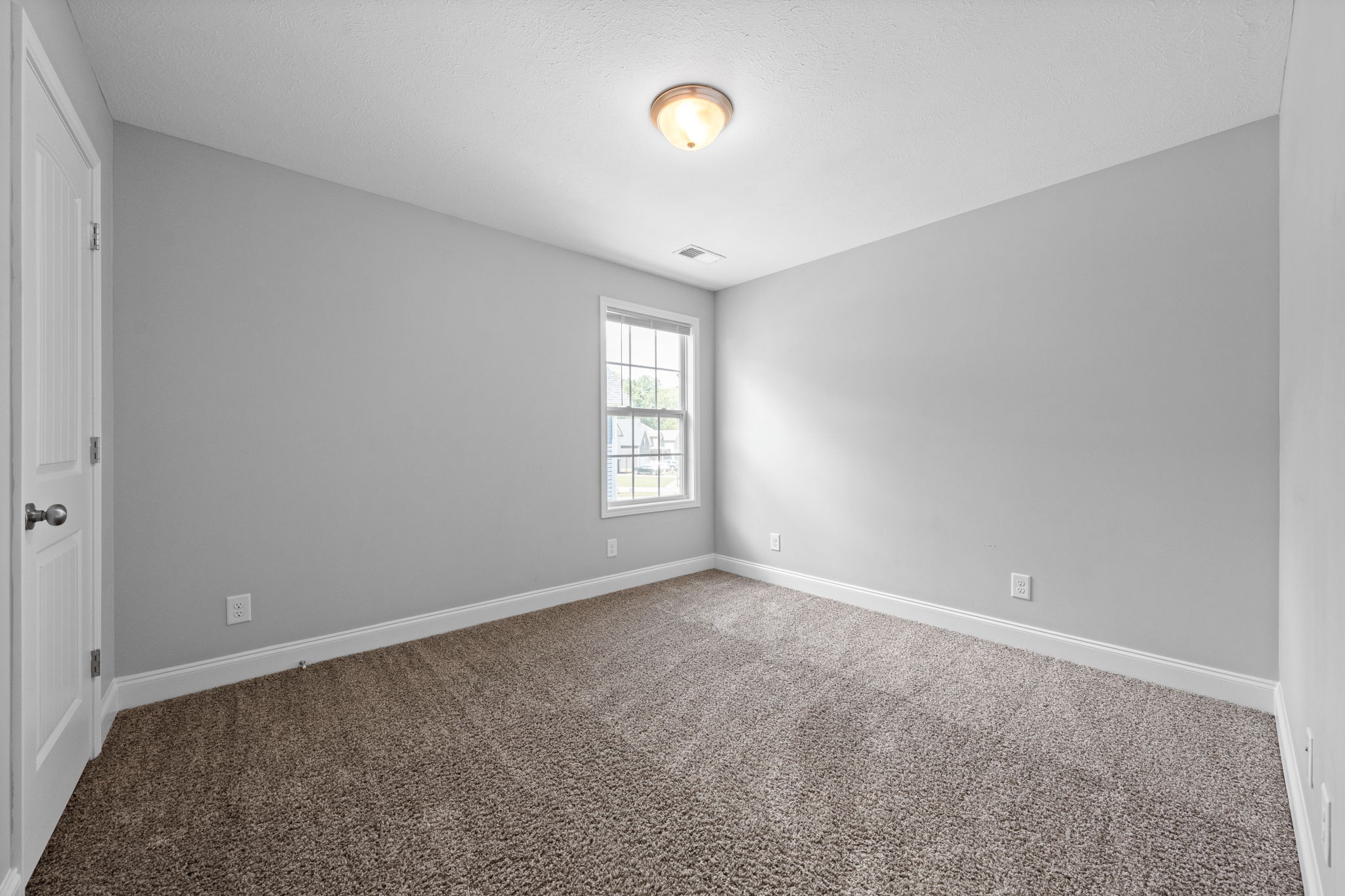 1733 Rains Road Clarksville, TN 37042 - Photo 29 of 42 Gallery Image 29