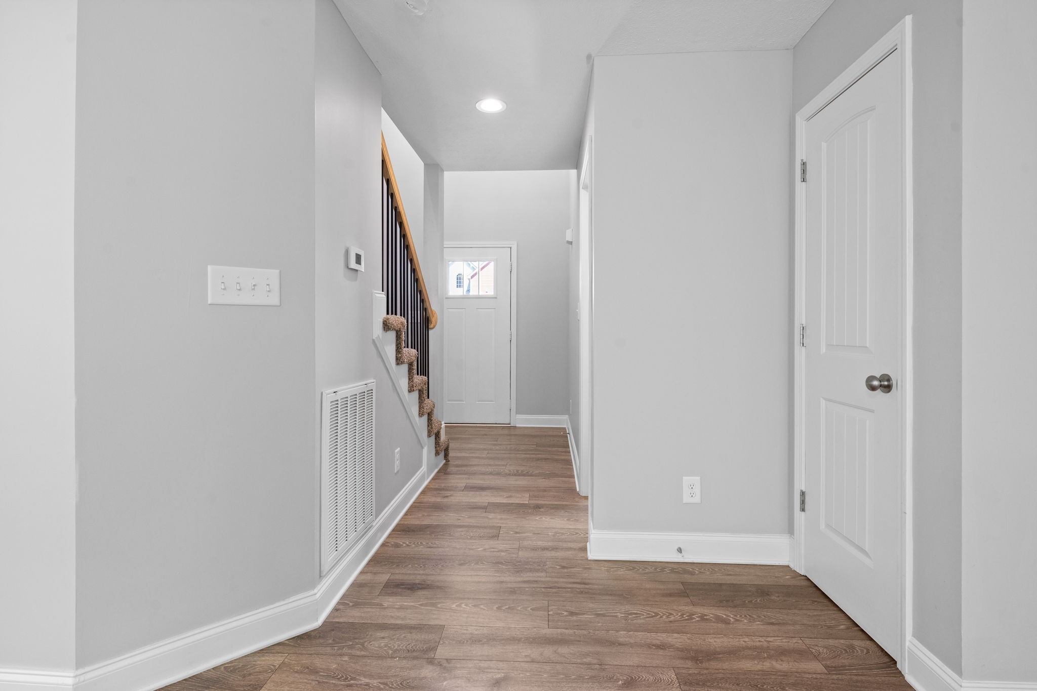 1733 Rains Road Clarksville, TN 37042 - Photo 8 of 42 Gallery Image 8