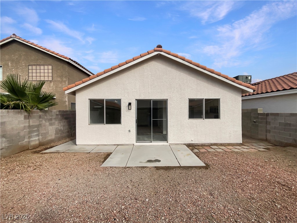 4589 Spitfire Street Las Vegas, NV 89115 - Photo 8 of 26
