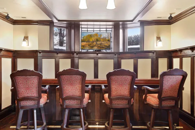 $1,625,000 | 2504 Euclid Place, Minneapolis, MN 55405