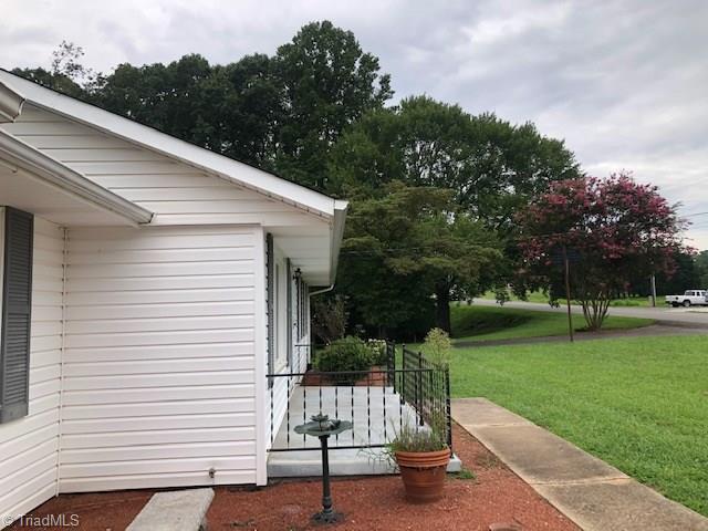 776 Shoals Road Pinnacle, NC 27043 - Photo 11 of 26
