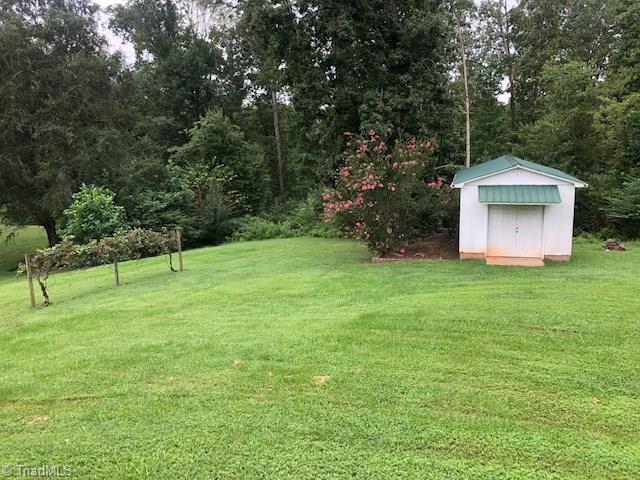 776 Shoals Road Pinnacle, NC 27043 - Photo 3 of 26