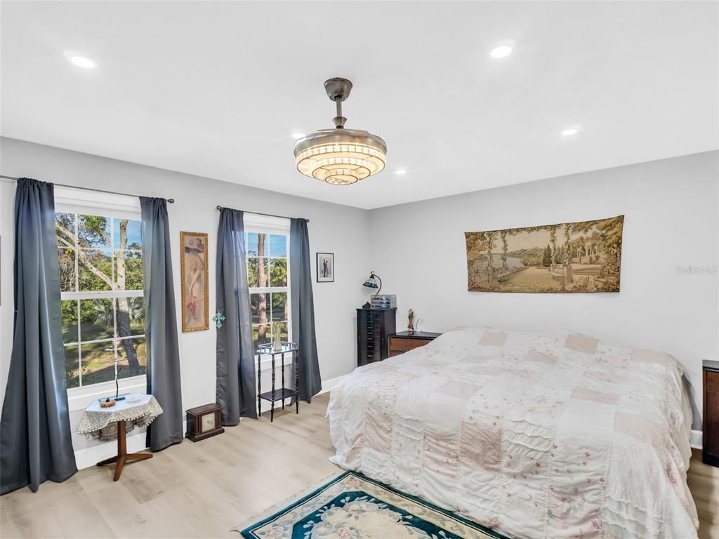 4915 S Road New Port Richey, FL 34652 - Photo 20 of 93