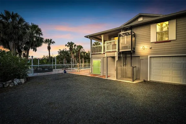 $844,900 | 4915 S Road, New Port Richey, FL 34652