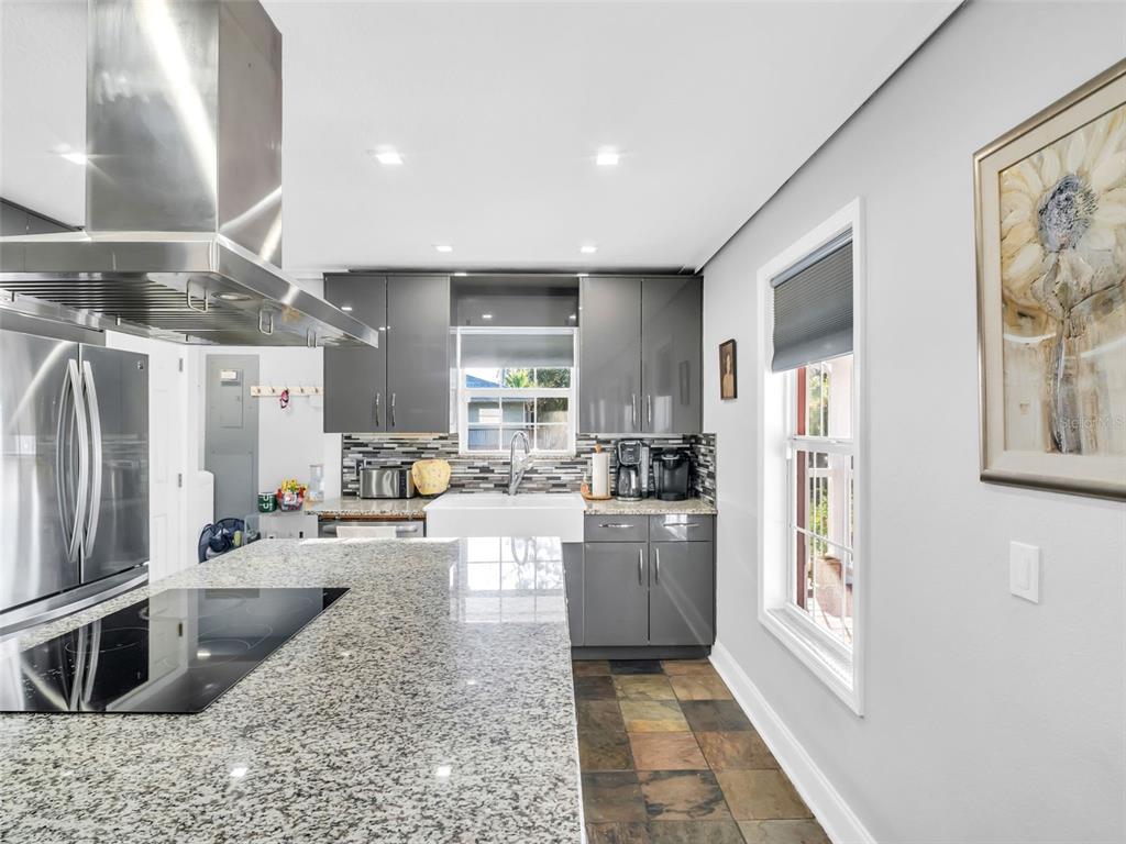 4915 S Road New Port Richey, FL 34652 - Photo 10 of 93