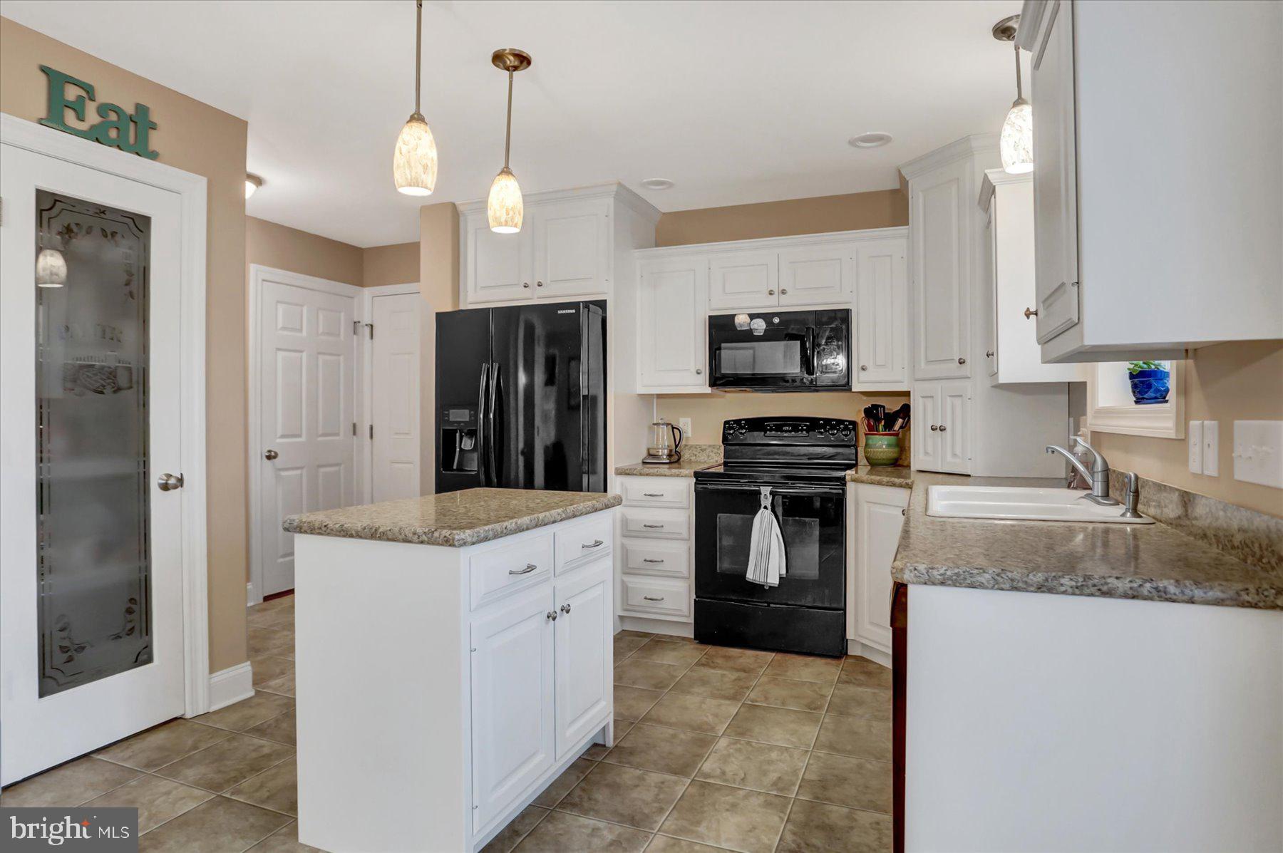 5 South Ridge Road Boiling Springs, PA 17007 - Photo 9 of 38 Gallery Image 9