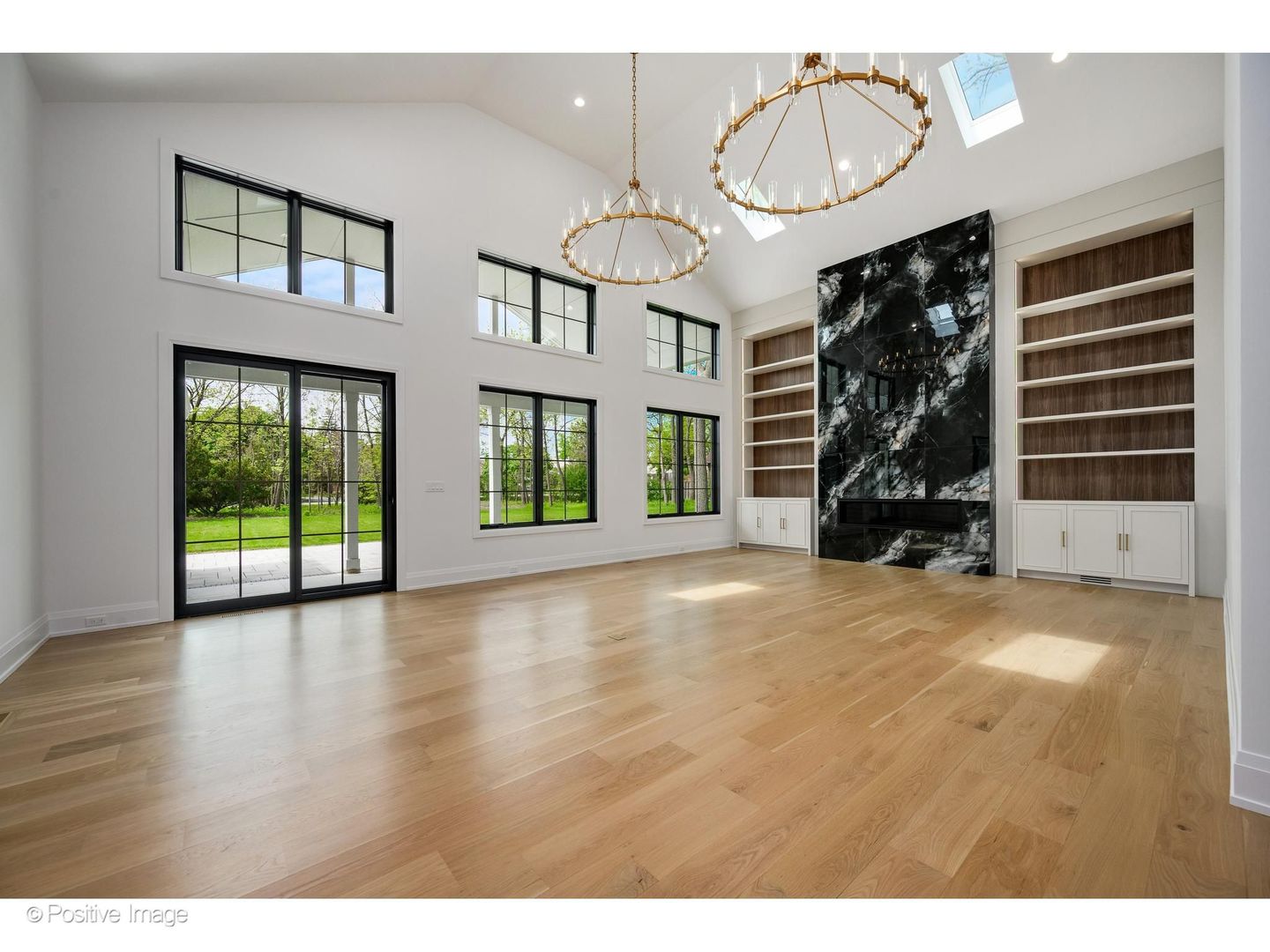 1851 Oakwood Road Northbrook, IL 60062 - Photo 15 of 56
