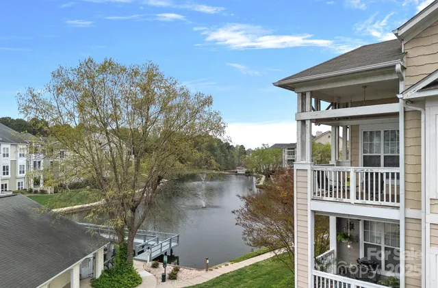 $379,500 | 18742 Nautical Drive, Unit 301, Cornelius, NC 28031