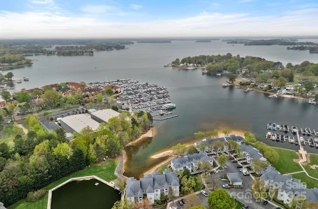 $379,500 | 18742 Nautical Drive, Unit 301, Cornelius, NC 28031