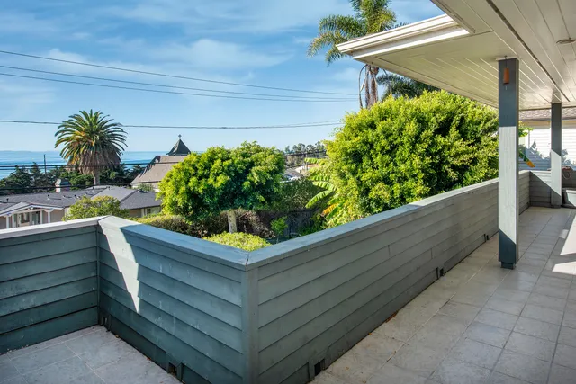 a view of outdoor space with a garden