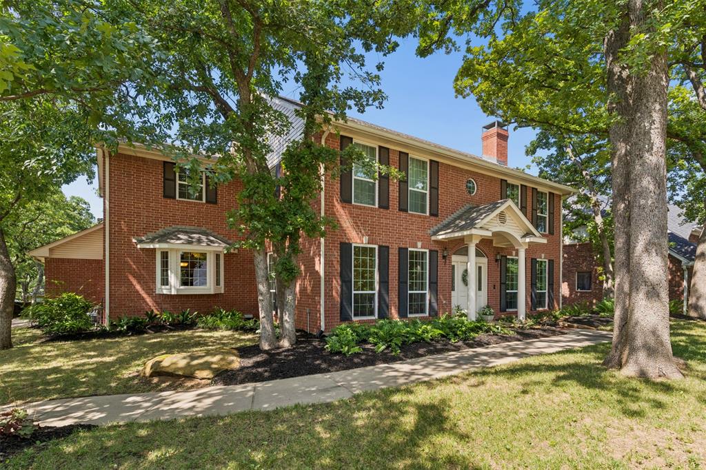 41 Oak Forrest Circle Denton, TX 76210 - Photo 1 of 29 Stately brick home