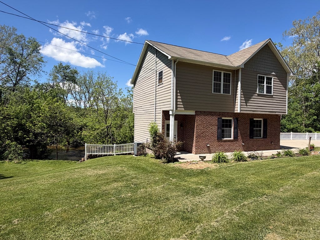 373 River Road Chilhowie, VA 24319 - Photo 3 of 32 Gallery Image 3