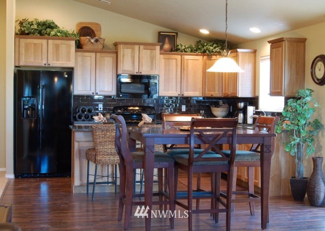 2576 Wedgewood Road Walla Walla, WA 99362 - Photo 5 of 8 Gallery Image 5