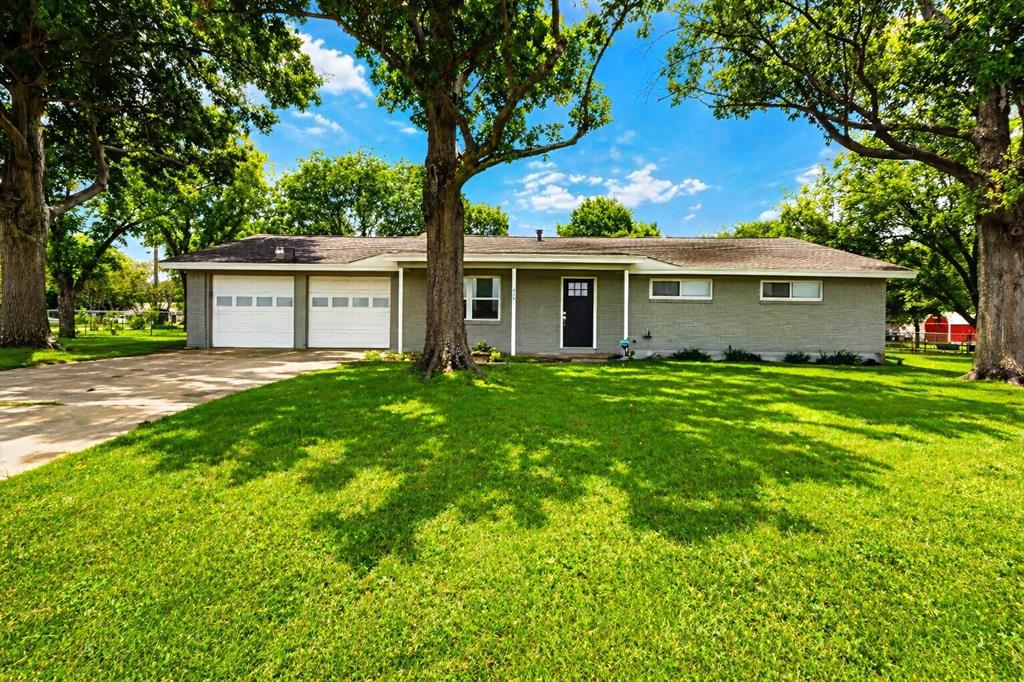 504 Pecan Street Crowley, TX 76036 - Photo 1 of 30