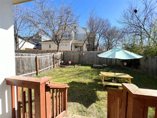 $699,000 | 807 East 16th Street, Unit B, Austin, TX 78702