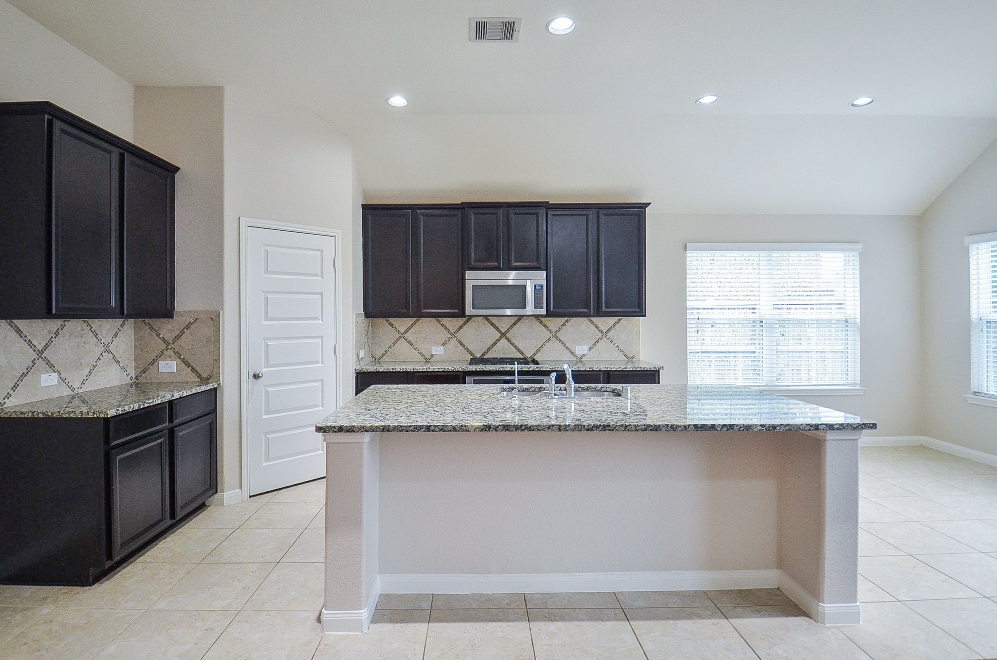 3334 Windsor Ranch Lane Katy, TX 77494 - Photo 13 of 32