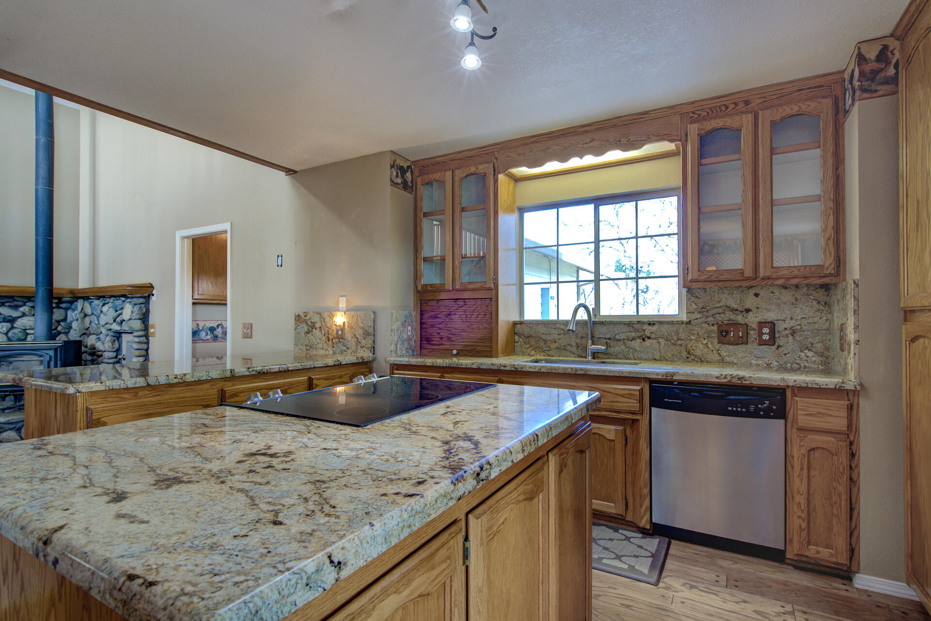 6811 Beatie Road Anderson, CA 96007 - Photo 20 of 42 6811BeatieRoad-17