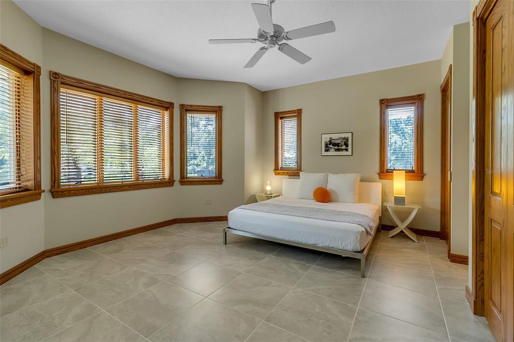 612 Laurel Road West Nokomis, FL 34275 - Photo 44 of 88