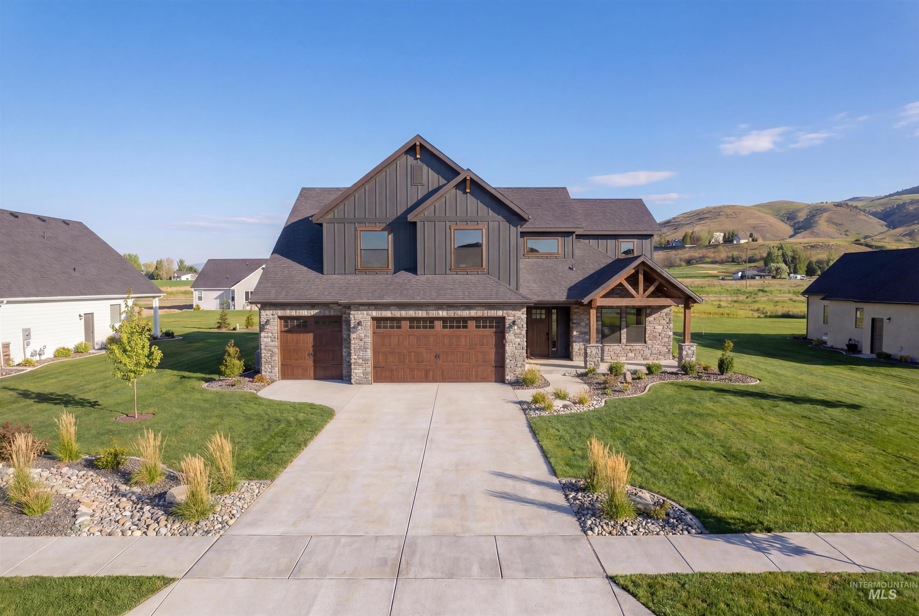 20 Blake Road Emmett, ID 83617 - Photo 1 of 12