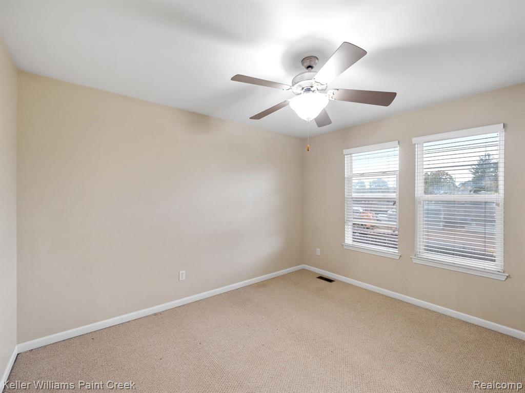 2928 Longview Avenue Rochester Hills, MI 48307 - Photo 17 of 21