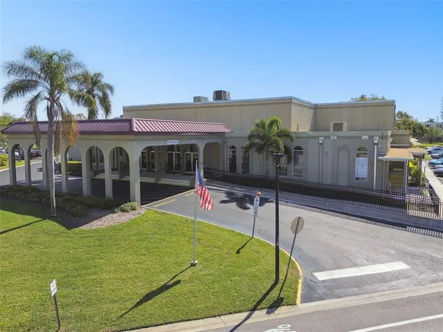 $121,500 | 2466 Ecuadorian Way, Unit 6, Clearwater, FL 33763