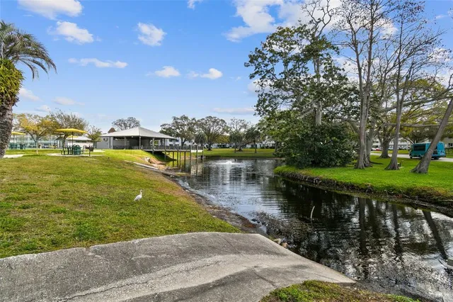 $121,500 | 2466 Ecuadorian Way, Unit 6, Clearwater, FL 33763