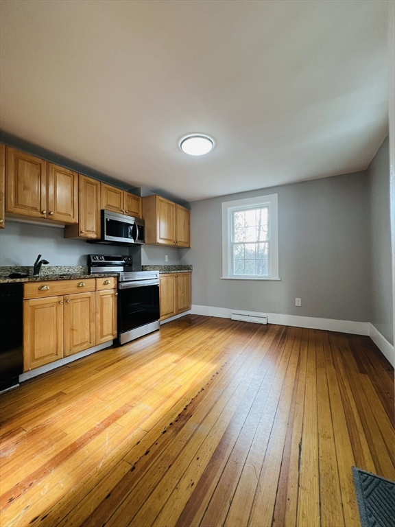 182 Shawsheen Road Andover, MA 01810 - Photo 4 of 16