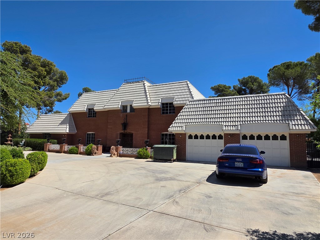 7192 Ranchito Circle Las Vegas, NV 89120 - Photo 2 of 38