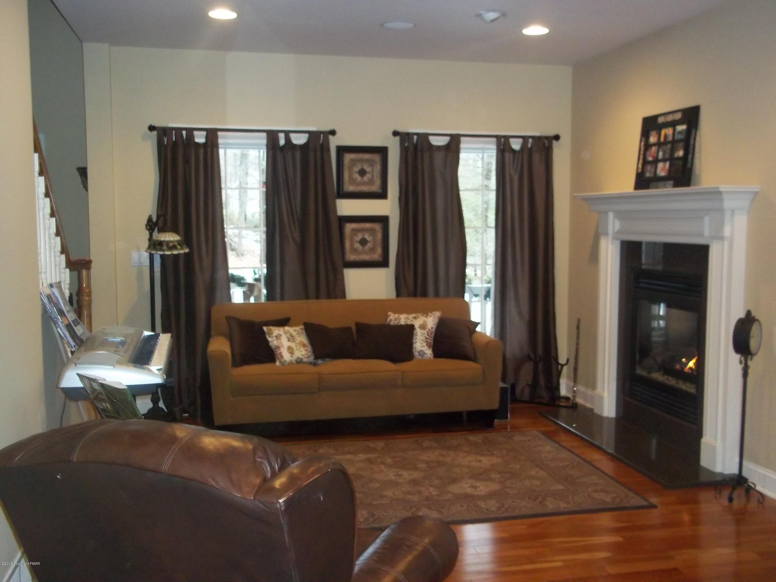 165 Beehler Road Bartonsville, PA 18321 - Photo 4 of 20 living room 2