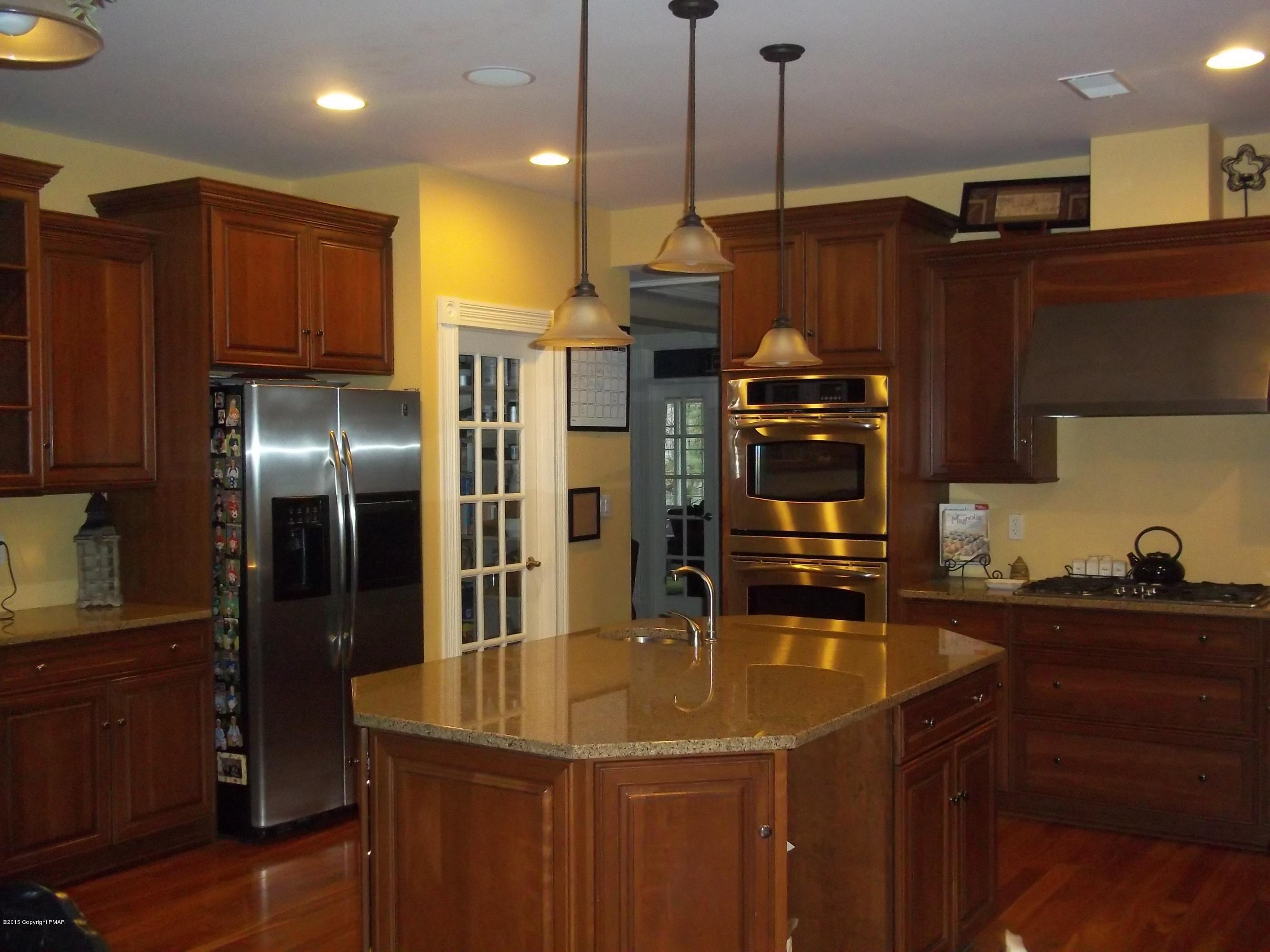 165 Beehler Road Bartonsville, PA 18321 - Photo 8 of 20 kitchen 4