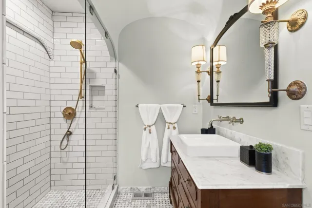 $2,250,000 | 4668 East Talmadge Drive, San Diego, CA 92116