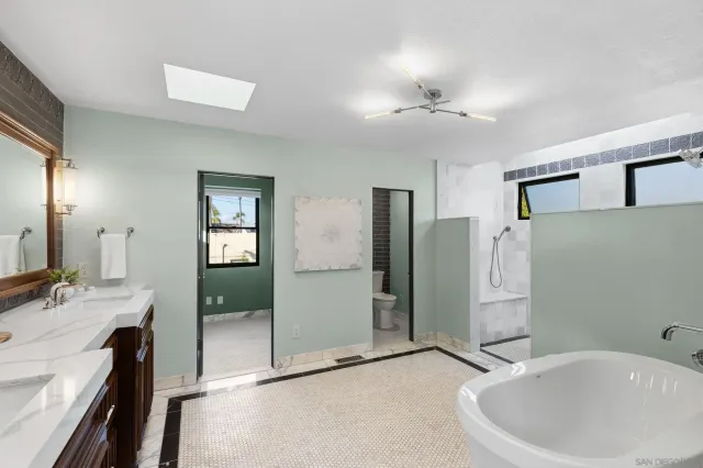 $2,250,000 | 4668 East Talmadge Drive, San Diego, CA 92116