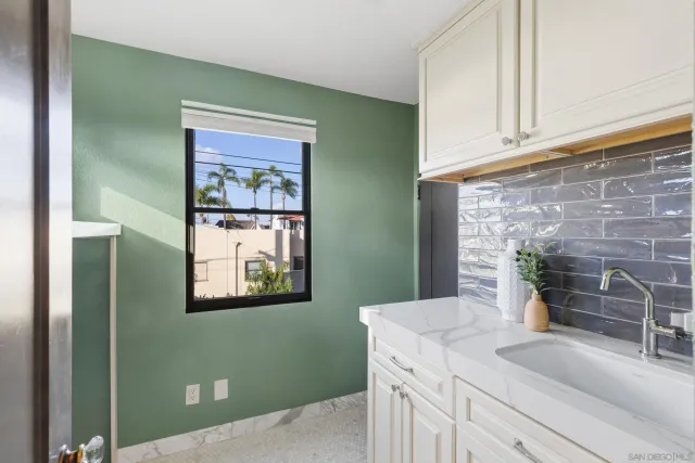 $2,250,000 | 4668 East Talmadge Drive, San Diego, CA 92116