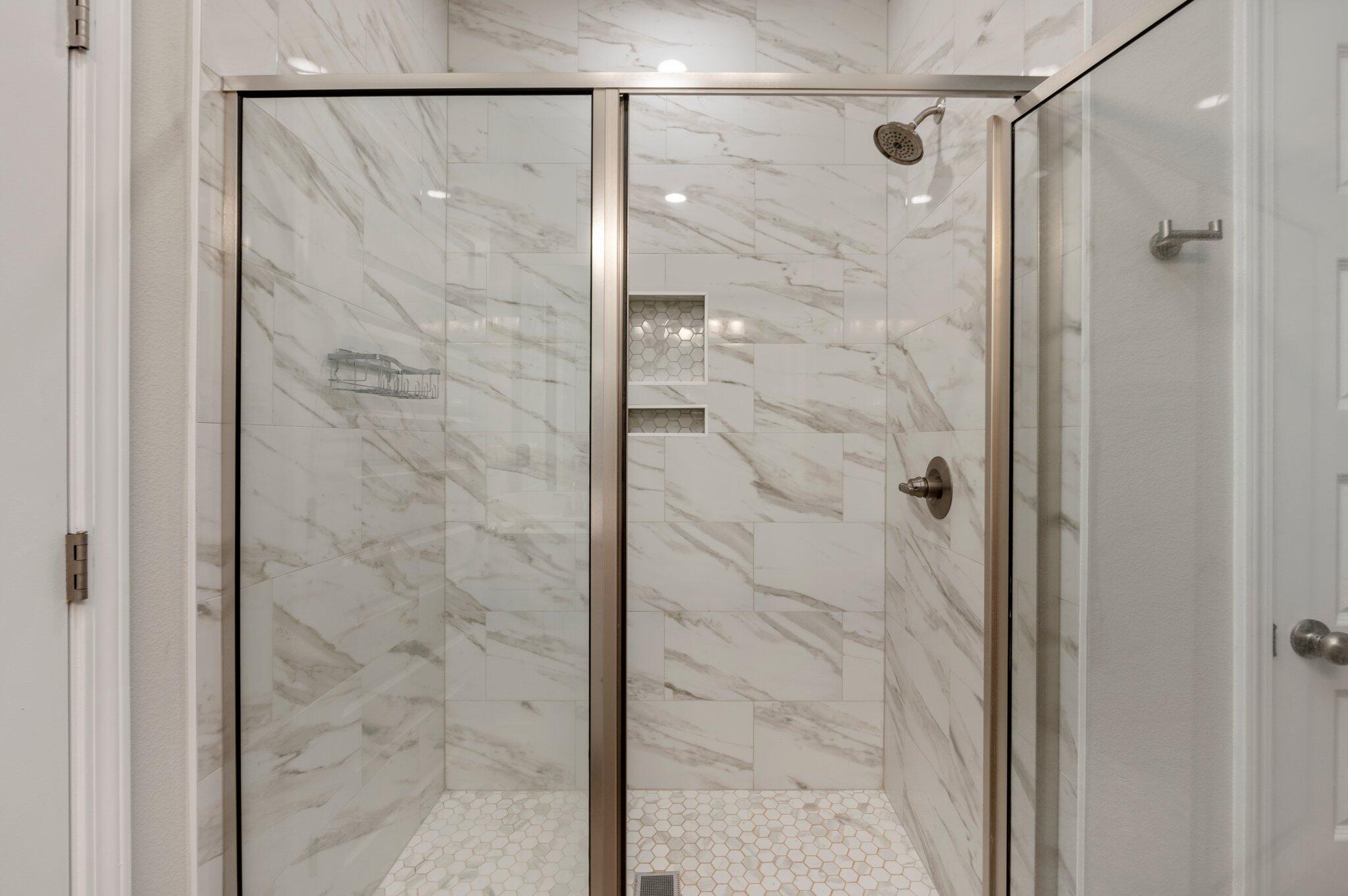 5754 Wayne Rogers Road Crestview, FL 32539 - Photo 17 of 44 a bathroom with a shower