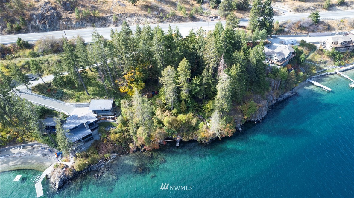 18490 South Lakeshore Road Chelan, WA 98816 - Photo 1 of 14 Gallery Image 1