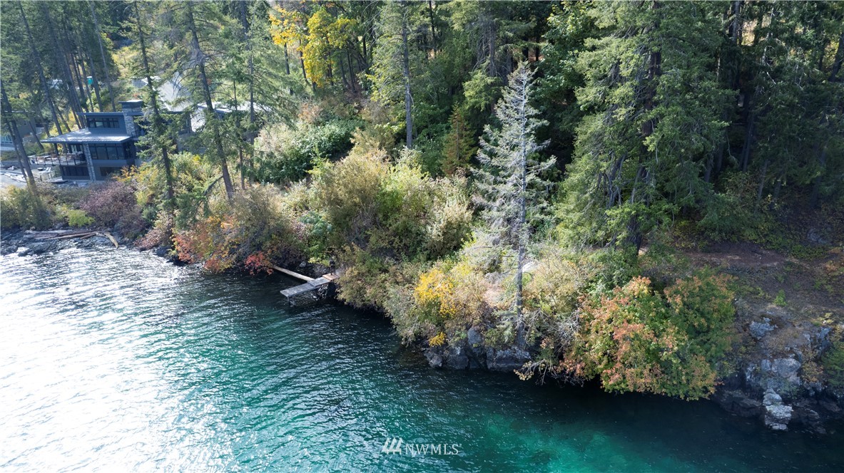 18490 South Lakeshore Road Chelan, WA 98816 - Photo 9 of 14 Gallery Image 9