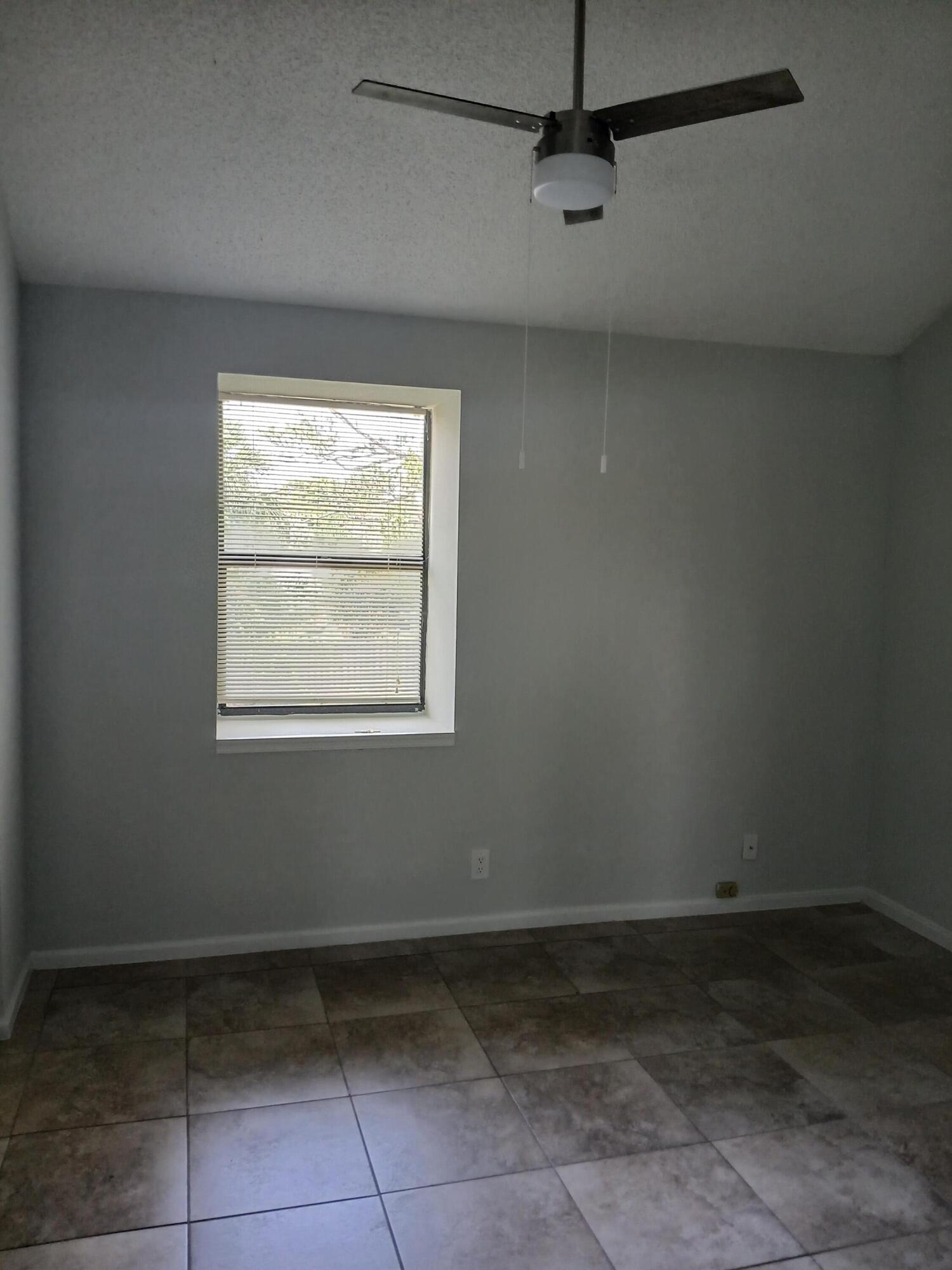 1103 Summerwinds Lane Jupiter, FL 33458 - Photo 13 of 19 1103-20