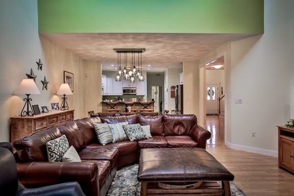 10 Raymond Court, Unit 10 Georgetown, MA 01833 - Photo 7 of 28 Gallery Image 7