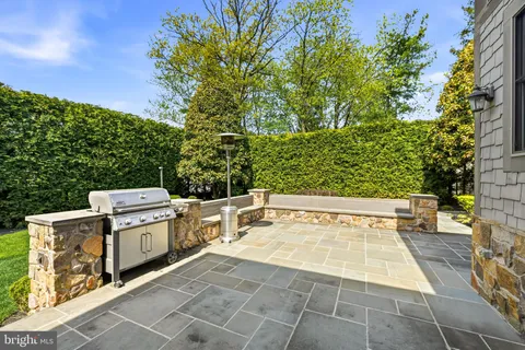 $2,300,000 | 728 Mill Street, Moorestown, NJ 08057