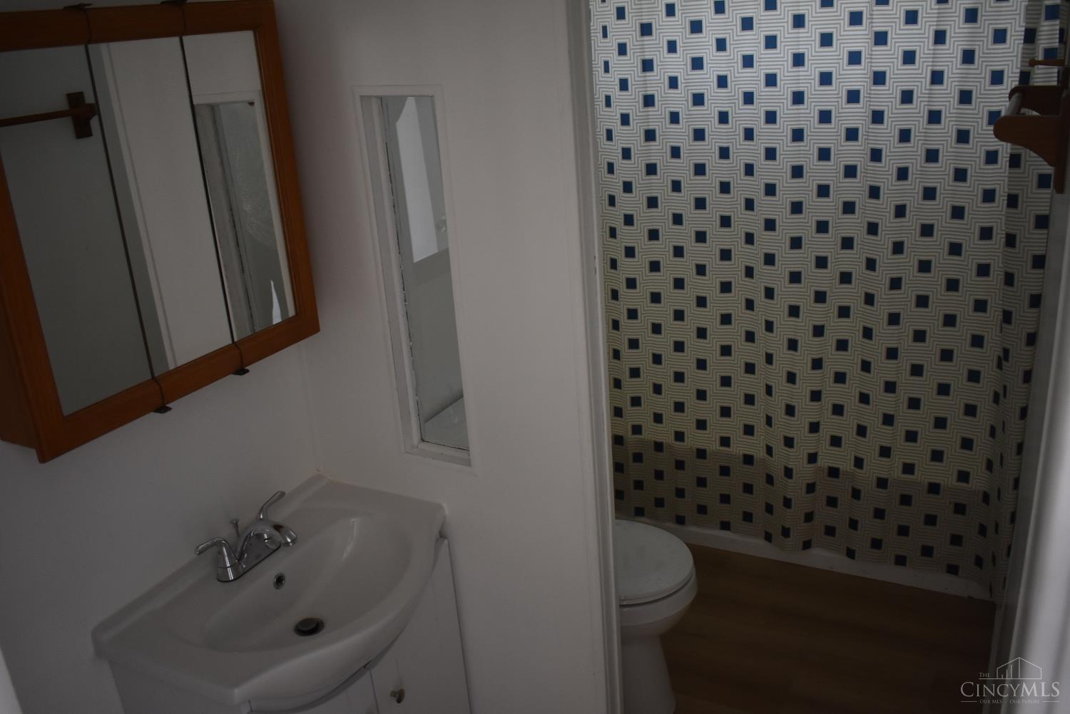 1721 May Hill Road Peebles, OH 45660 - Photo 22 of 27 Updated family bath