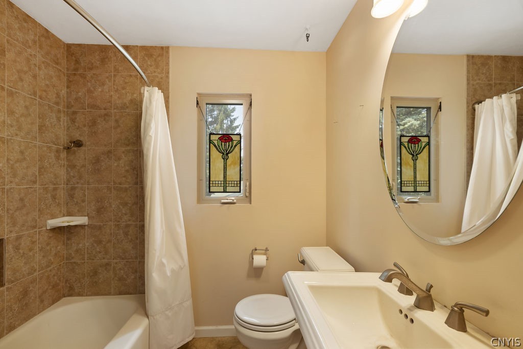 108 Archer Road Syracuse, NY 13207 - Photo 27 of 44 Full bathroom