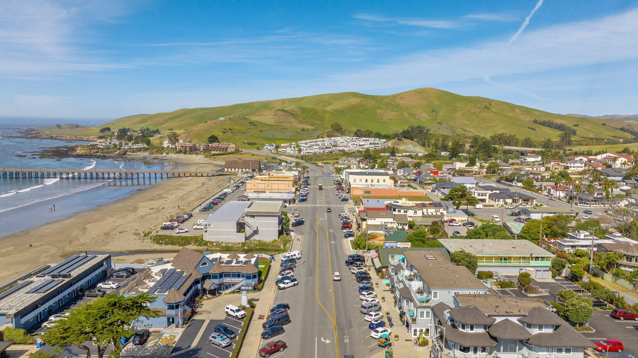 77 North Ocean Avenue, Unit 12 Cayucos, CA 93430 - Photo 39 of 41 an aerial view of residential houses with outdoor space