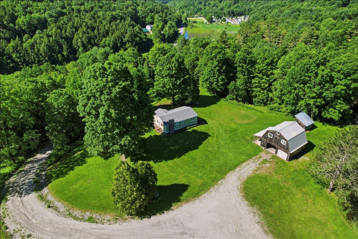 139 Cozzens Road Huntington, VT 05462 - Photo 2 of 42
