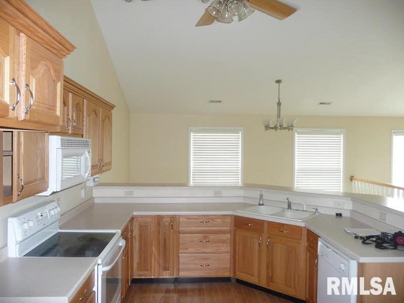 11685 Cedar Grove Road Marion, IL 62959 - Photo 8 of 46 Gallery Image 8