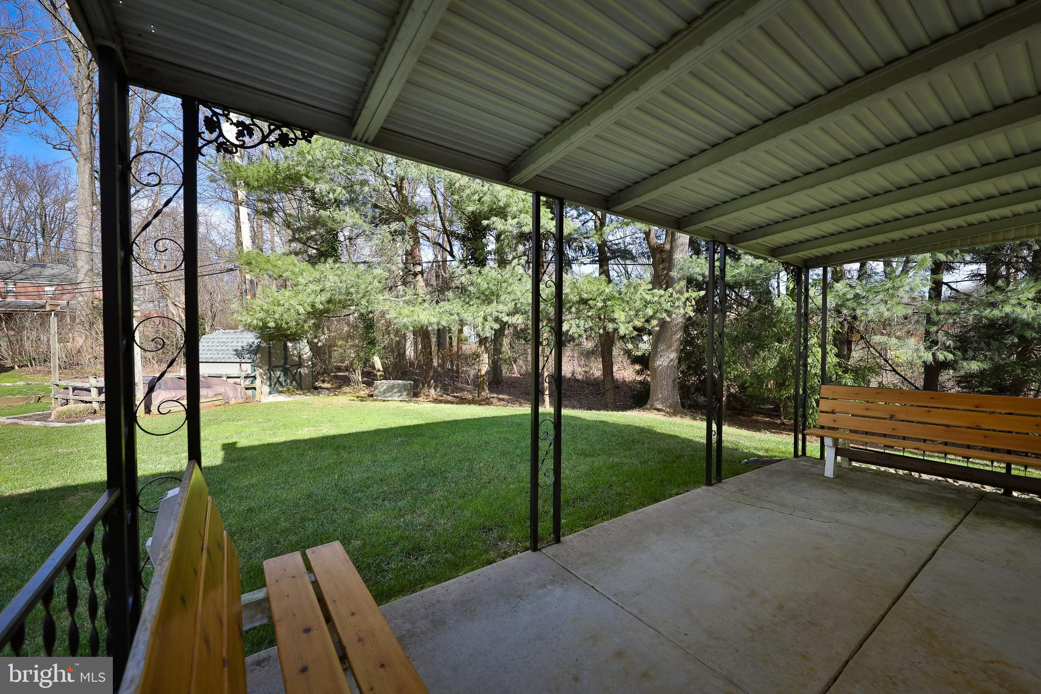 605 Raikes Road Huntingdon Valley, PA 19006 - Photo 31 of 37 Rear porch