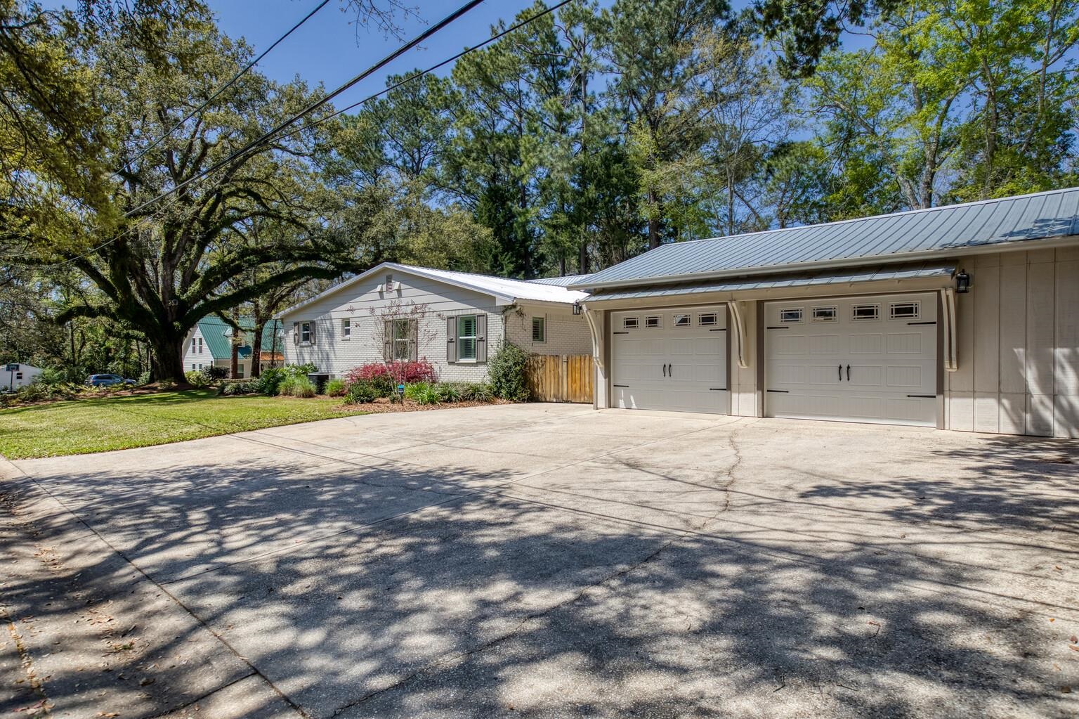 357 Fig Avenue Fairhope, AL 36532 - Photo 8 of 41