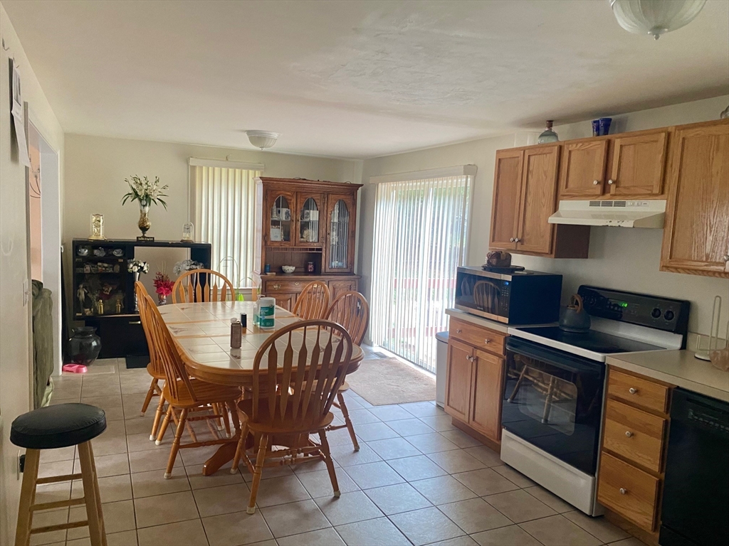 5 Bluestone Terrace Way Sandwich, MA 02537 - Photo 5 of 15