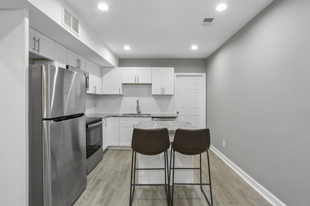 2893 White Oak Drive Decatur, GA 30032 - Photo 10 of 16