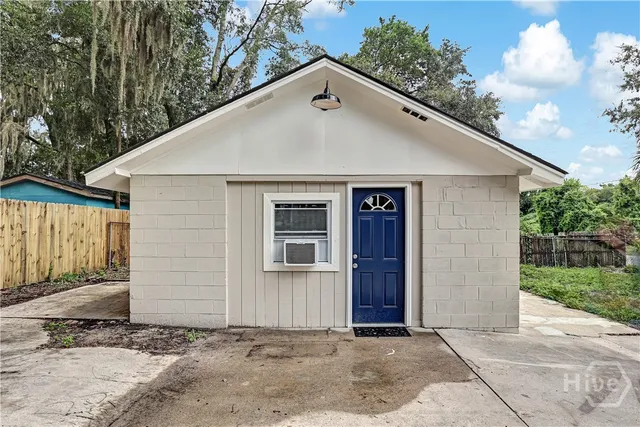 $1,600 | 3032 Grenoble Street, Unit B, Savannah, GA 31404